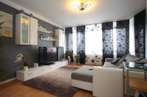 Гостиница CONZEPTplus Private Apartments Hannover City - room agency  Хановер